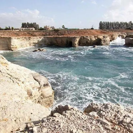 First Floor 2 Bedroom Apartment, Large Balcony, Amazing Sea Views, Communal Pool Apartment Peyia