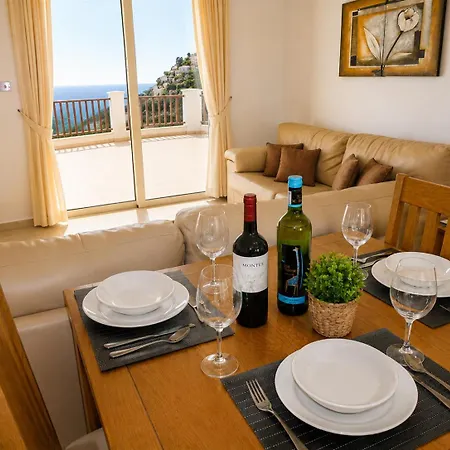 First Floor 2 Bedroom Apartment, Large Balcony, Amazing Sea Views, Communal Pool