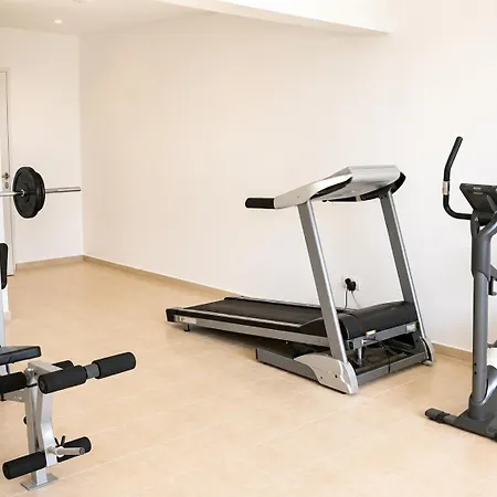Appartement First Floor 2 Bedroom Apartment, Large Balcony, Amazing Sea Views, Communal Pool *