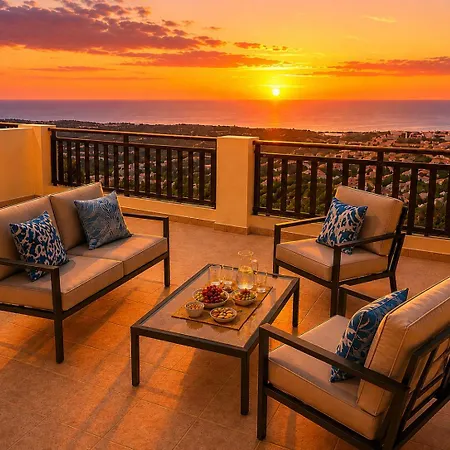 First Floor 2 Bedroom Apartment, Large Balcony, Amazing Sea Views, Communal Pool *
