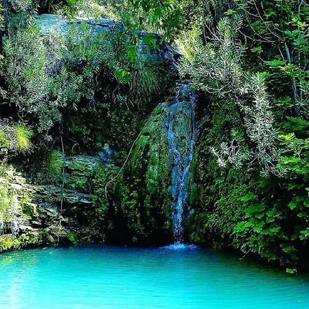 First Floor 2 Bedroom Apartment, Large Balcony, Amazing Sea Views, Communal Pool *