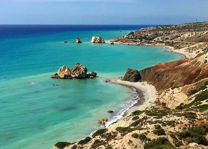 Apartmán First Floor 2 Bedroom Apartment, Large Balcony, Amazing Sea Views, Communal Pool